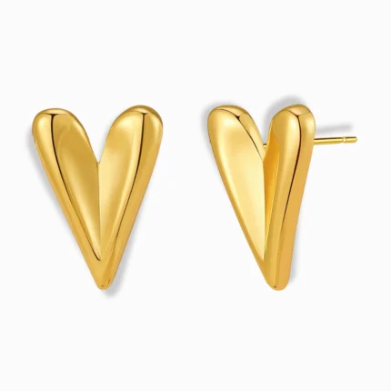 18K gold-plated V-heart stud earrings – hypoallergenic, waterproof, and tarnish-free jewelry from Glozya.